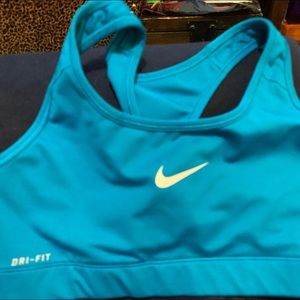 Nike teal blue sports bra top EUC. Make an offer